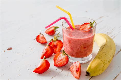 How To Make Strawberry Banana Smoothies Quick Guide Easy Recipes