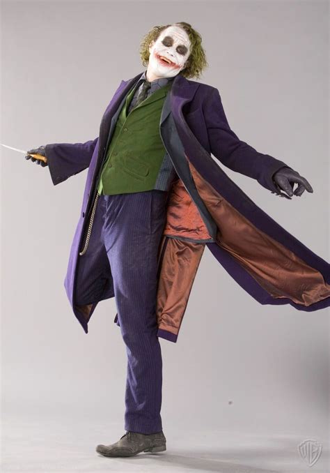 Great Promo Photos Of Heath Ledger As The Joker Joker Costume Joker Dark Knight Joker Heath