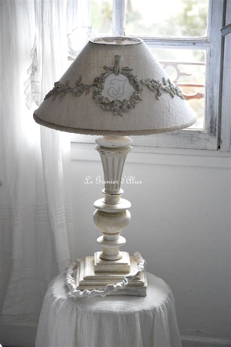 Abat jour lampe de chevet. Relooking lampe de chevet | Le Grenier d'Alice