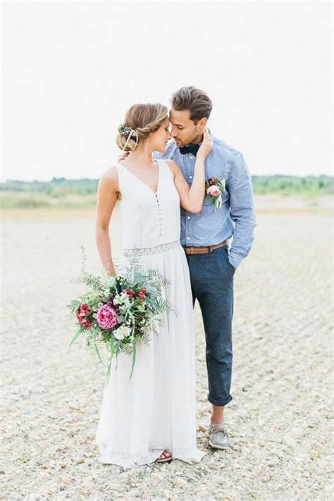 A beach wedding is a great opportunity to wear a patterned tie or colorful statement earrings. 30 Beach Wedding Groom Attire Ideas | Beach wedding groom ...