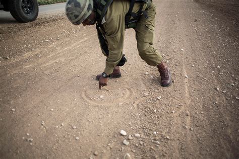 The Idfs Desert Reconnaissance Battalion Arab Soldiers Join Israeli