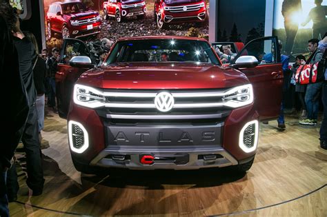 Volkswagen Atlas Tanoak Pickup Concept Really Shines Despite Its Name Automobile Magazine