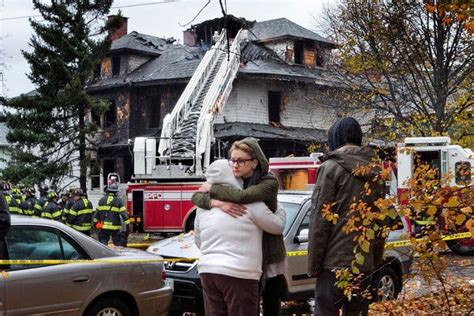Fire Kills 5 In Building Near College In Maine The New York Times