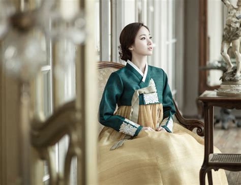 wallpaper-women,-asian,-dress,-fashion,-hanbok,-south-korea,-spring
