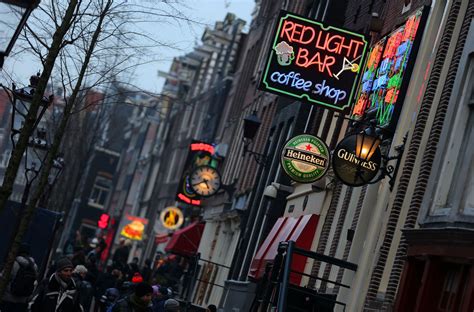 Ámsterdam Quiere Prohibir A Turistas Acceso A Coffee Shops Infobae
