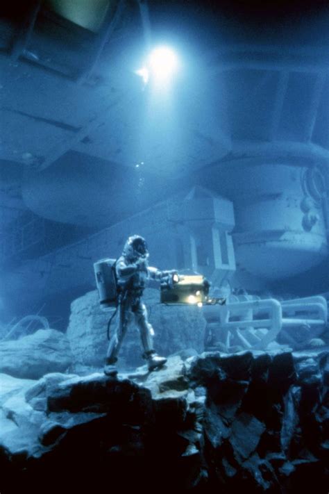 10 Classic Sci-Fi Movies With Better Effects Than Modern Films