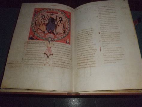 Libro De Los Testamentos De La Catedral De Oviedo Liber Testamentorum