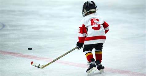 Is It Safe For Kids To Wear Hockey Gear In The Car Seat Caa South