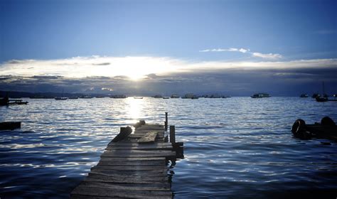 It is situated at an elevation of 3,810 meters above sea level. Découverte de l'ile du soleil, isla del Sol et du lac Titicaca