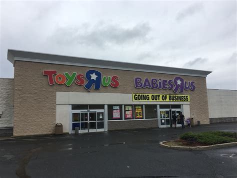 Ocean State Job Lot Moves To Former Toys R Us On Springfields Boston