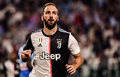 Gonzalo HIGUAIN scores for Juventus vs. old club Napoli | Mundo Albiceleste