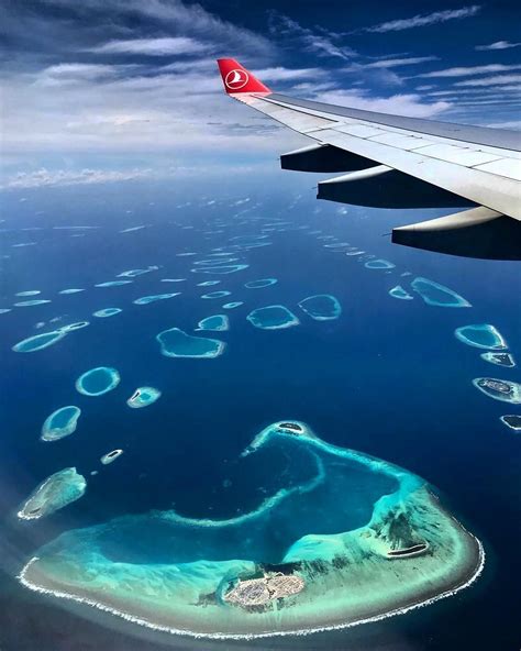 На данном изображении может находиться вода Maldives Island