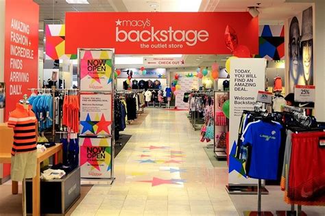 Macy's stores will open on 5am, friday, november 27, 2020. Macy's Backstage | KingdomofSequins