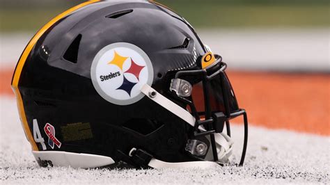 Steelers Spectator Dies After Fall From Escalator At Acrisure Stadium Inside Edition