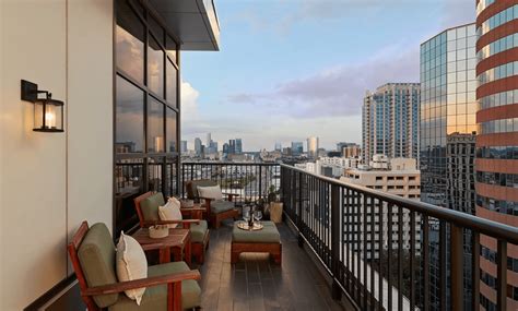 12 Top Luxe Hotels In Nashville Downtown