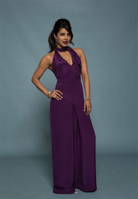 'baywatch' is 'the quintessential american dream'. Priyanka Chopra - Baywatch Promoshoot 2017