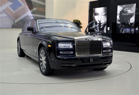 10 Most Expensive Cars Available In India The Economic Times