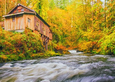 Fall Colors At The Grist Mill Cedar Creek Grist Mill Wood Flickr