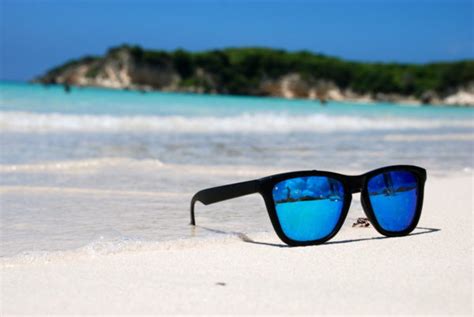 Top Sunglasses On The Beach With Pictures Of Sunglass Style New In Design Coco