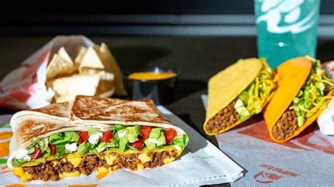These locations aimed to deliver a more compact menu but in quicker. Taco Bell Retiring 12 Menu Items Beginning August 13, 2020 ...