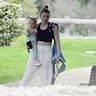 Amber Heard, enfadada al ser fotografiada con su hija - Foto en Bekia ...