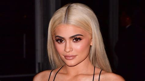 Kylie Jenner Has The Best Reason For Skipping The Amas This Year