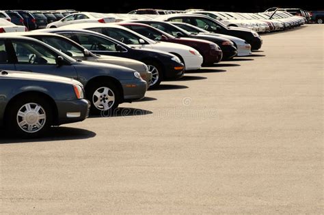 Cars In New Car Lot Stock Image Image Of Loan Detroit 8847329