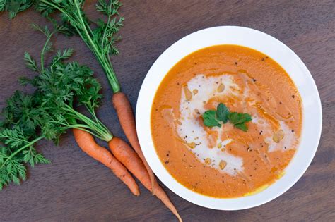 Thai Coconut Curry Carrot Soup
