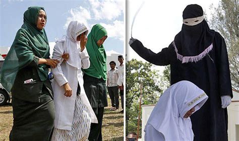 Teenage Couple In Indonesias Aceh Province Whipped 17 Times For