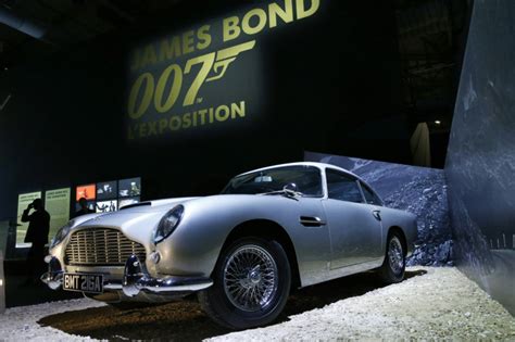 James Bond Un Livre Retrace Les Plus Belles Voitures De 007