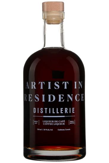 Distillerie Artist In Residence Product Page Saqcom