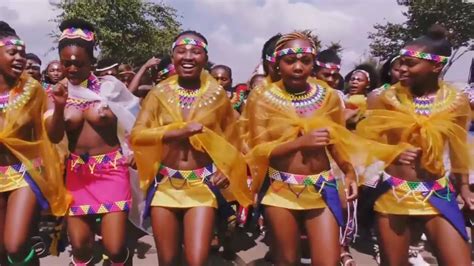 Zulu Girls Dancing Reed Dance Youtube