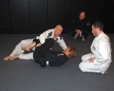 Master Carlson Gracie Jr Teaches And Delights At Gma Seamless
