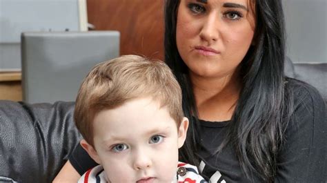 Mum Forced To Leave Pub After Customers Complained Her Autistic Son Was Too Loud Mirror Online