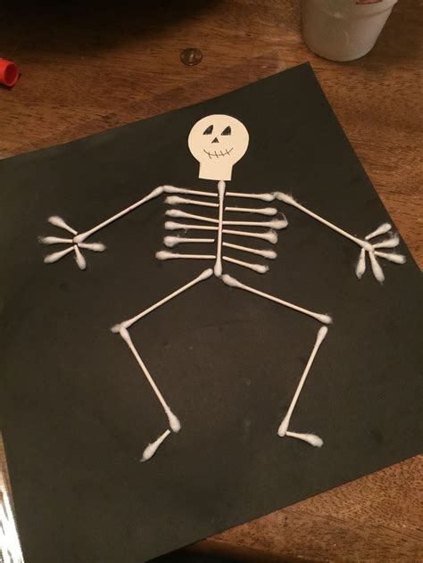 Skeleton Made From Q Tips Preschool Crafts Fall Halloween Crafts