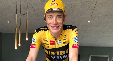 I hope @pavelsivakov might return a favour to #vingegaard down line his all out effort n stage win put him in prime spot to take the gc today, also good see @jaihindley up their on that effort #tourofpoland. Transfert : Jonas Vingegaard prolonge chez Jumbo Visma