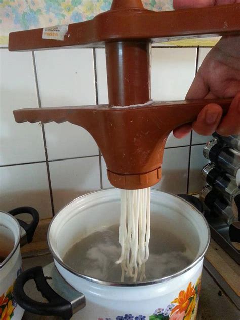 Cara lengkap untuk membuat Laksa Beras. Rasa sekali pasti ...