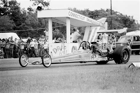 Pin By Mike Voyzey On Connecticut Dragway Antique Cars Drag Racing