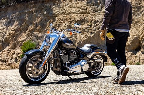 Riding the 2018 Harley-Davidson Softail Fat Boy - ZA Bikers