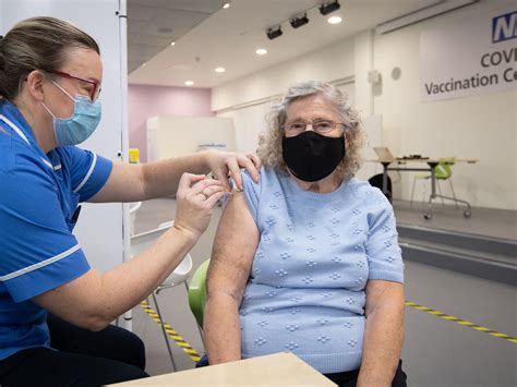 More People To Be Offered COVID Vaccine As Local NHS Hits Its Targets SaTH