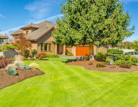 22 Appealing Front Yard Landscaping Ideas And Designs Garden Lovers Club