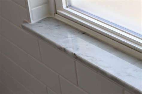 For rooms that lack windows, accomplishing the feel of additional square footage can often be difficult. Best 25+ Tiled window sill ideas on Pinterest | Window ...