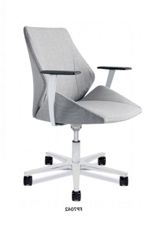 Dauphin Conference Room Chair With Arm Rest And Casters ~ http