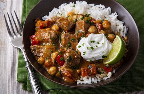 Once the chicken is done, transfer both it lift out the chicken from the pot, turn up the heat and boil for 10 minutes, until the liquid is reduced by a half. Slow Cook Spiced Indian Lamb Stew | California Lamb Recipes