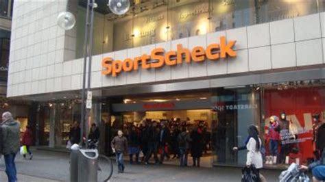 Sportscheck ist der treffpunkt für das erlebnis sport. Sportscheck GmbH - Filiale Köln, Altstadt-Nord ...
