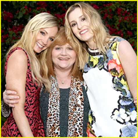 Joanne Froggatt Laura Carmichael Have A Downton Abbey Moment