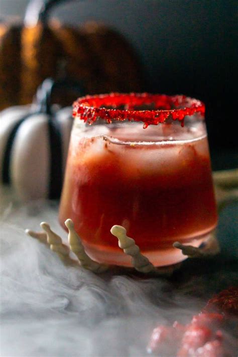 15 Spooky Halloween Drinks And Punch You Can Try