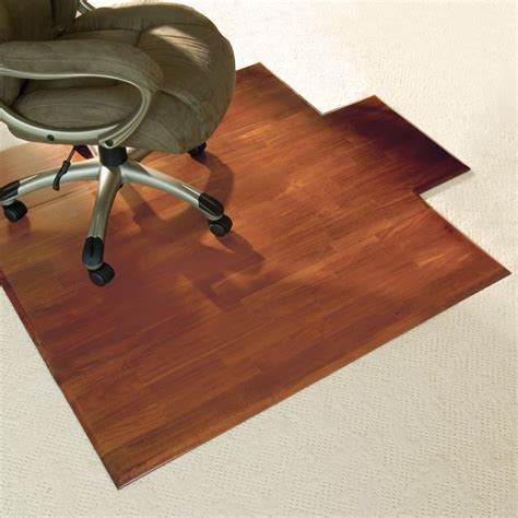 With a transparent surface, the chair with the thickness and durable plastic, you can layout the chair mat bluntly and the edges of it will not be rolled. Hardwood Office Chair Mat - The Green Head