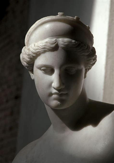 Aphrodite Of Capua Close Up Naples National Archaeological Museum Napoli Museo