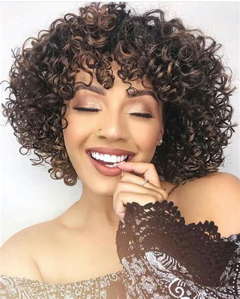 Pin By Lisette Vargas On Huurrr Did Trending Curly Hair Styles Latina Hair Short Curly Hair